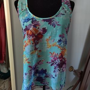 Floral tank